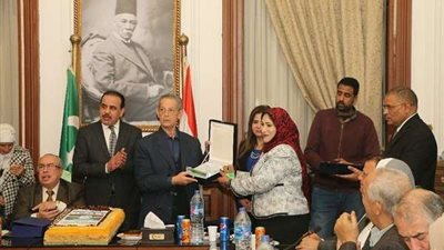 اللجنة النقابية في جريدة الوفد تكرم قيادات بيت الأمة