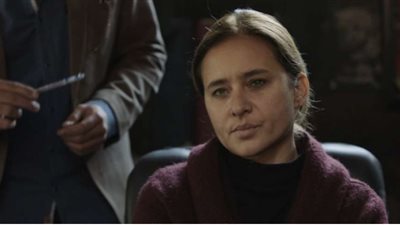 نيللي كريم توقع على إقرار بتكفل بابنتيها طول فترة تعليمهم بعد طلاقها