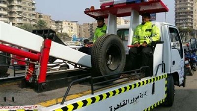 الحملات المرورية تحرر 2305 مخالفة لعدم تركيب الملصق الإلكتروني