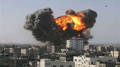 الطائرات الإسرائيلية تشن غارات على منطقة حماة وسط سوريا