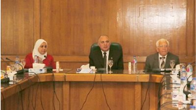 وزير الري يعقد الاجتماع الأول للجنة العلمية لأسبوع القاهرة للمياه (صور)