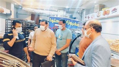 الداخلية تواصل حملاتها اليومية لمتابعة أسعار السلع وتضبط 138 طن اغذية