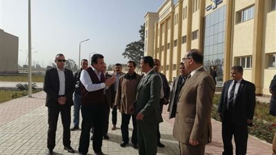 وزير التعليم العالي يتفقد مقر جامعة الدلتا التكنولوجية بقويسنا
