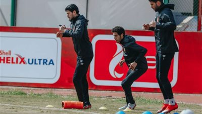 مران قوي لحراس الأهلي قبل مواجهة طلائع الجيش