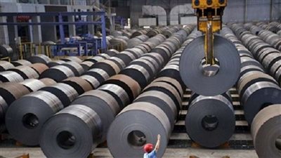 تمديد الرسوم الإضافية على واردات أمريكا من الصلب والألومنيوم