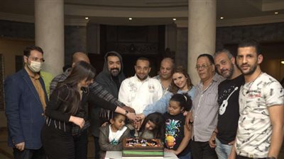 اليوم الاخير من تصوير مشاهد صلاح عبدالله تحت ضغط رئيس قسم