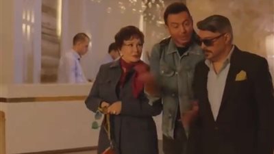 مصطفى شعبان في مسلسل دايما عامر واقناع حضور المدير أبوالوفا في الاجتماع  أحداث الحلقة11