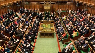 التليفزيون البريطاني: دعوات في البرلمان الإنجليزي لتصنيف 