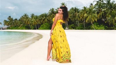 ياسمين صبري تستعرض لياقتها داخل الجيم