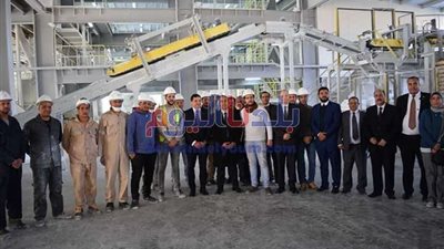 نائب محافظ المنيا ورئيس هيئة الاستثمار يتفقدان المنطقة الصناعية