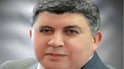 رئيس الشركة المصرية للمطارات يتفقد مطار أسيوط الدولي