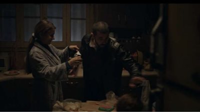 شريف سلامة يهين نيللي كريم بسبب محمد صلاح..الحلقة 11 من فاتن امل حربي