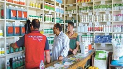 التحفظ على 2 طن مبيدات زراعية مجهولة المصدر بالبحيرة خلال 24 ساعة