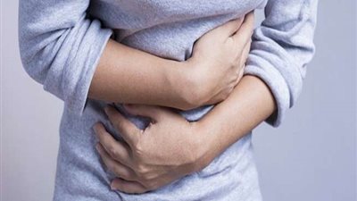 إزاى أعالج ألم المعدة في نهار رمضان بدون ما افطر؟.. إليكم الحل