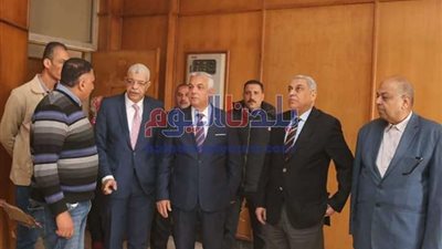 رئيس جامعة المنوفية يتفقد تجهيزات كلية الإعلام