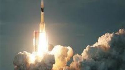 شاهد.. اليابان تطلق قمرًا للاستشعار العسكري