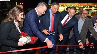 احتفالاً بالعيد القومي.. محافظ الدقهلية يفتتح أول نافورة راقصة بالدلتا