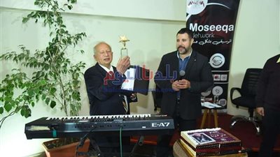 بالصور.. حفل الجولدن جلون يكرم هاني شنودة على تاريخه الفني