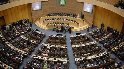الاتحاد الأفريقي يحذر من التدخلات الخارجية في الشئون الليبية
