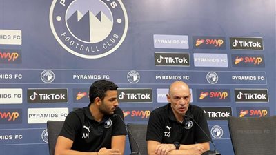 تاكيس جونياس يقترب من العودة لتدريب بيراميدز خلفًا لـ إيهاب جلال