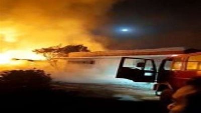 المصنع كله ولع.. فيديو تفحم مصنع بجوار فيلا الفنان عادل إمام بطريق أبو رواش