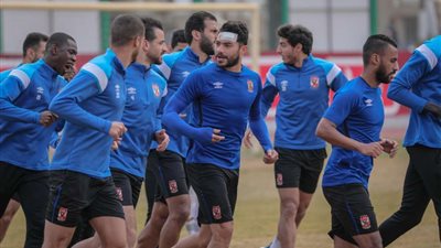 تدريبات بدنية للاعبي الأهلي لمدة 30 دقيقة