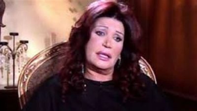 زمان كنا بنحترم الدين.. نجوى فؤاد عن رأيها في راقصات الجيل الحالي: الزي غير محترم والحركات مثيرة