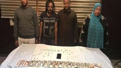 ضبط تشكيل عصابي تخصص في سرقة المواطنين بالإكراه