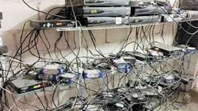 قبل السوبر الإفريقي.. حملة أمنية لضبط أجهزة فك شفرات القنوات الفضائية