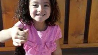 عمرها 6 سنوات .. طفله تتبرع بشعرها للمصابين بالسرطان