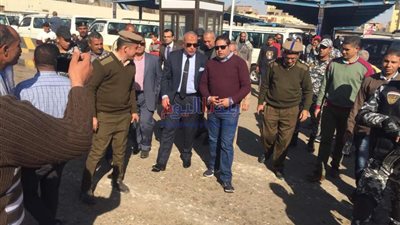 بني سويف تكثف حملاتها لمواجهة الإشغالات بأسواق موقف محي الدين