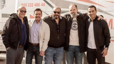 هاني سلامة من كواليس مسلسل ملف سري بأحدث اطلالة له