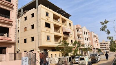 جهاز الشروق: إزالة شدة خشبية لدور مخالف بقطعة أرض سكنية بالمدينة