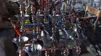 لمواجهة كورونا .. تحريز 4 آلاف شيشة داخل مقاهى مخالفة