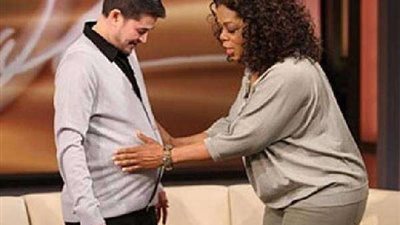 بالفيديو.. مراحل الطلق والولادة عند الرجال