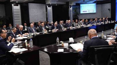 وزير النقل يؤكد أهمية تفعيل التعاون لإيقاف ظاهرة إعادة فتح 