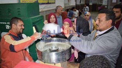 كلية التربية النوعية بأشمون تنظم حفل إفطار جماعي لـ 160 يتيم