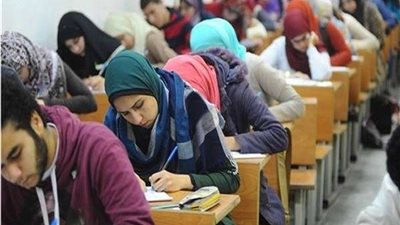 خبير تربوي: طلاب الثانوية العامة 2022 يفهمون امتحان الأوبن بوك بشكل خطأ