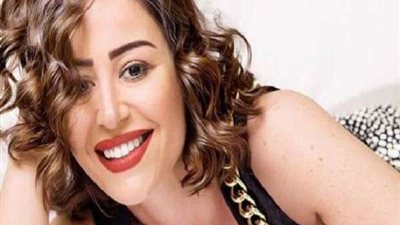 حبس ممرضتين في البلاغ المُقدم من الفنانة منة شلبي ضدهما.. اعرف السبب