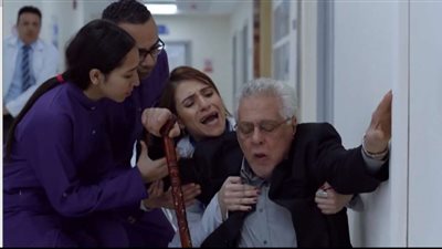 دخول توفيق عبد الحكيم العناية المركزة في الحلقة 22 من مسلسل يوتيرن