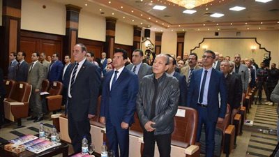 بالصور.. وزير الشباب يفتتح النسخة الثانية لأولمبياد الطفل المصري