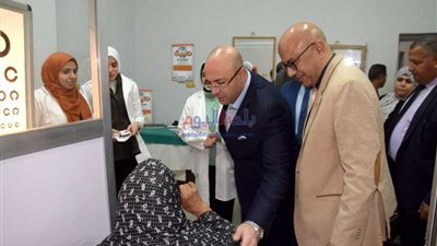 محافظ بني سويف يزور مستشفى الرمد لمتابعة مستوى الخدمة للمواطنين