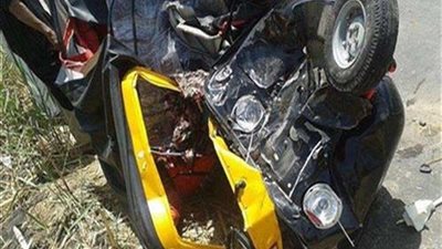 بينهم طفل.. إصابة 3 أشخاص في انقلاب توك توك ببني سويف