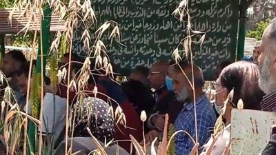 الاعتداء على الصحفيين في جنازة والدة سمية الخشاب