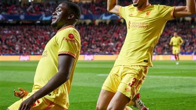 ليفربول يخطف فوزاً صعباً أمام ايفرتون في الدوري الإنجليزي