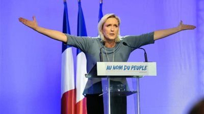 لوبان تفتح النار على ماكرون عقب خسارتها الانتخابات الرئاسية الفرنسية