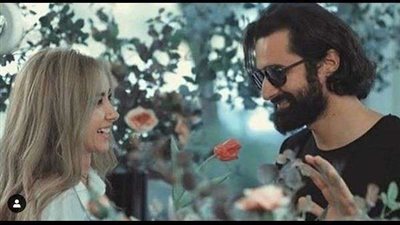 شاهد.. أحدث ظهور لـ هنا الزاهد وأحمد حاتم في قصة حب