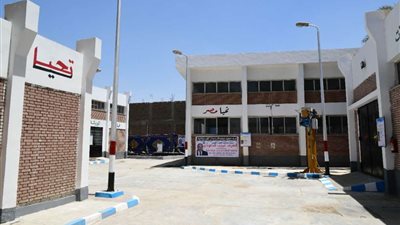 بتكلفة  ٣٥ مليون جنيه .. محافظ قنا يفتتح محطة صرف صحي قوص