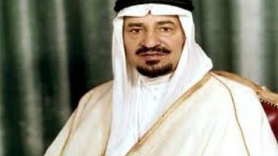 شاهد.. الملك خالد بن عبدالعزيز في رحلة برية