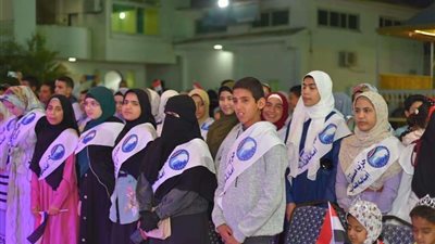 حفلات إفطار جماعي للأيتام وتكريم لحفظة القرآن الكريم وتوزيع مواد غذائية.. أبرز فعاليات 